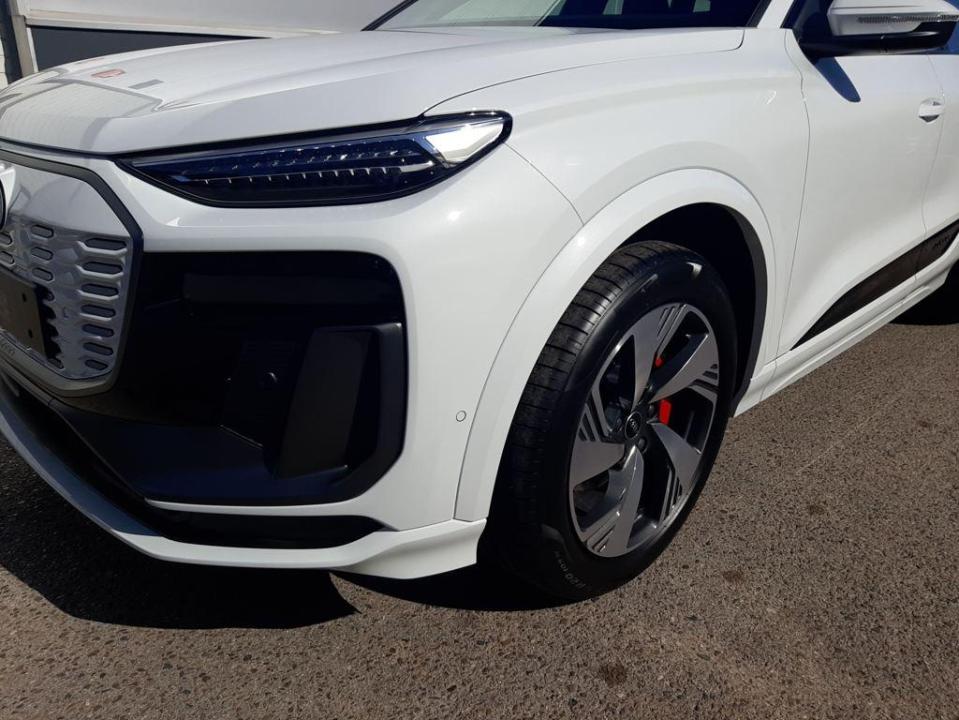 Audi Q6 e-tron Advanced Quattro 285 kW (388 CV)