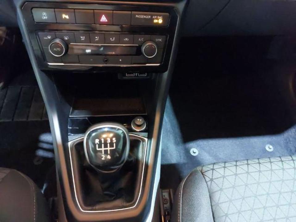 Volkswagen T-Cross Advance 1.0 TSI 70 kW (95 CV)