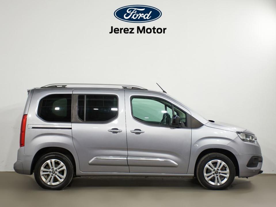 Toyota Proace City Verso Family L1 1.2 5pl. Active 110