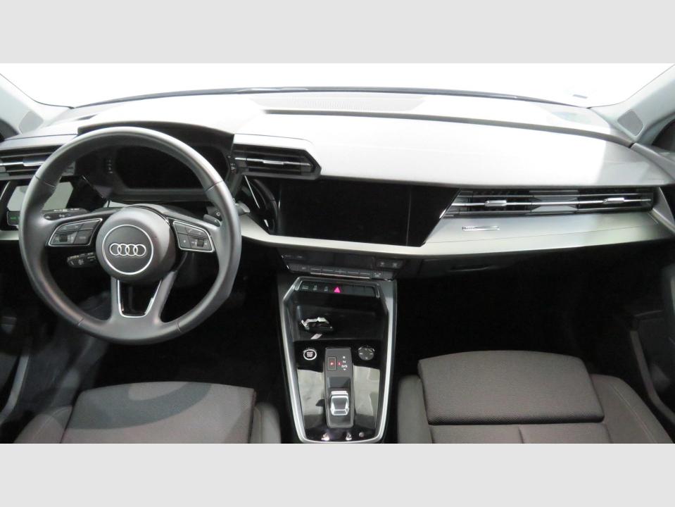 Audi A3 Sportback Advanced 30 TFSI 81 kW (110 CV) S tronic