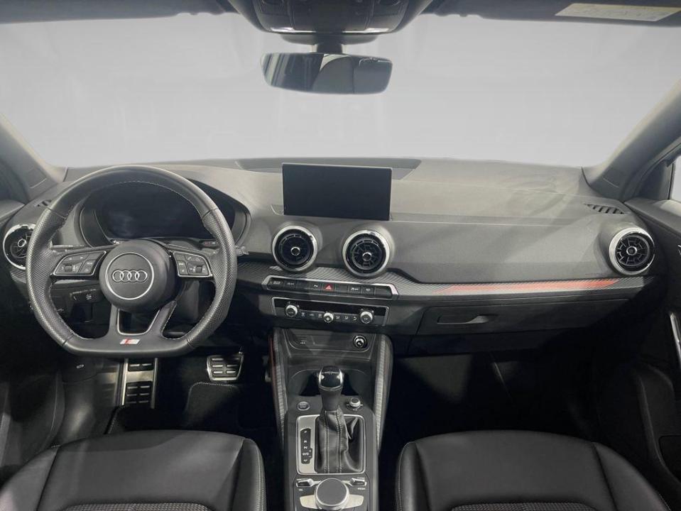 Audi Q2 Adrenalin 30 TDI 85 kW (116 CV) S tronic