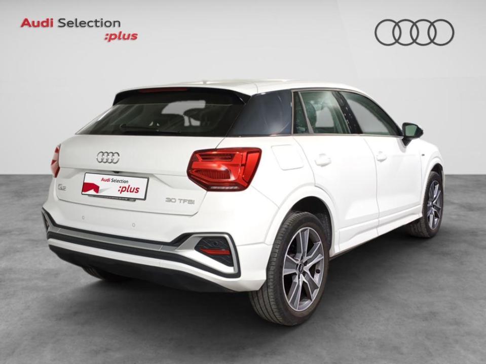 Audi Q2 S line 30 TFSI 81 kW (110 CV)