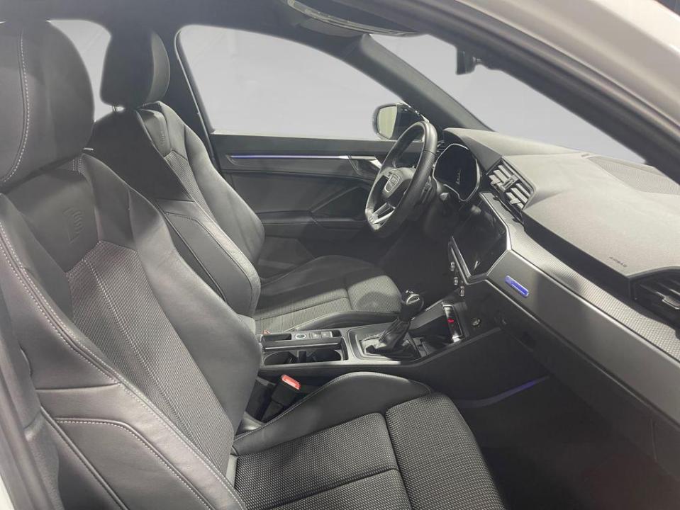 Audi Q3 Black line 35 TDI 110 kW (150 CV) S tronic