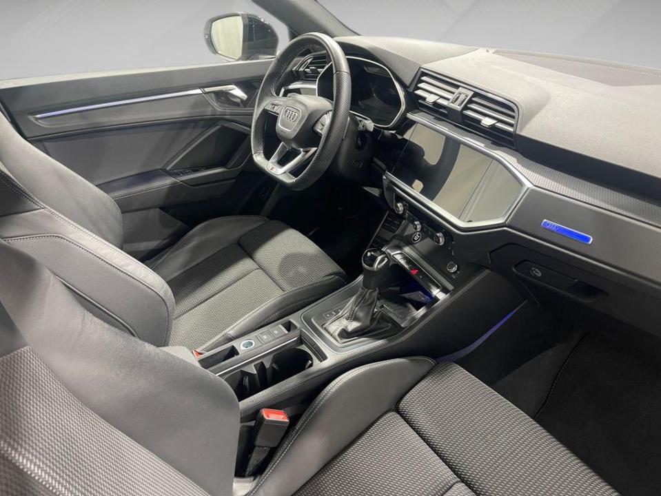 Audi Q3 Black line 35 TDI 110 kW (150 CV) S tronic