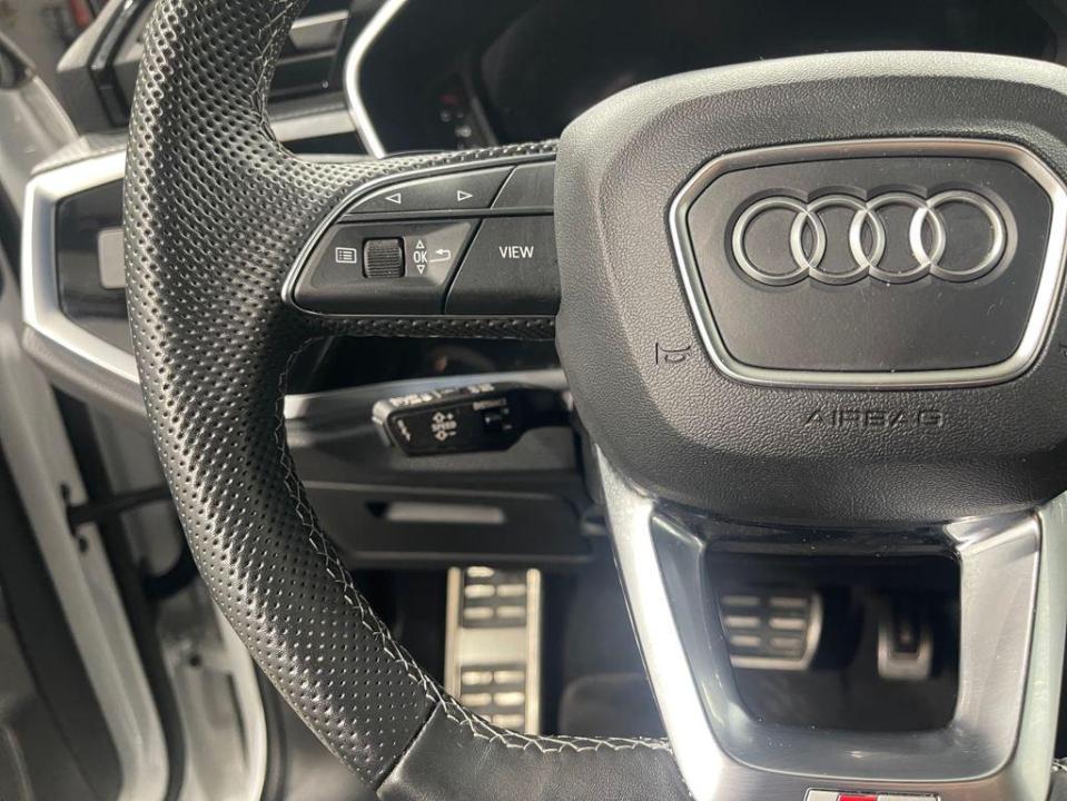 Audi Q3 Black line 35 TDI 110 kW (150 CV) S tronic