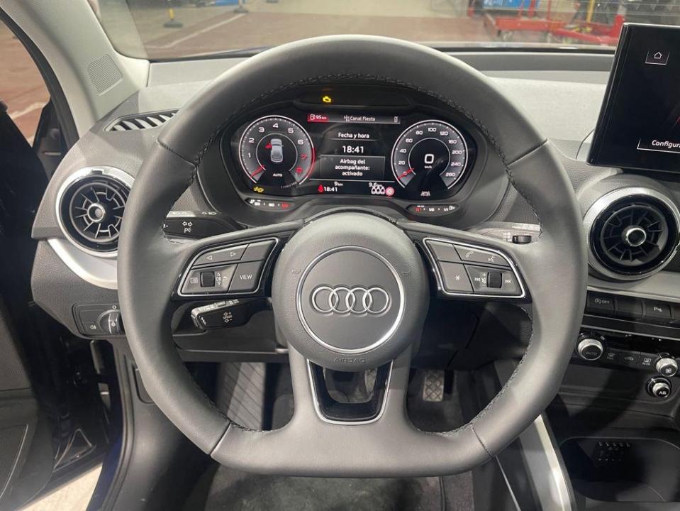 Audi Q2 Adrenalin 30 TFSI 85 kW (116 CV)