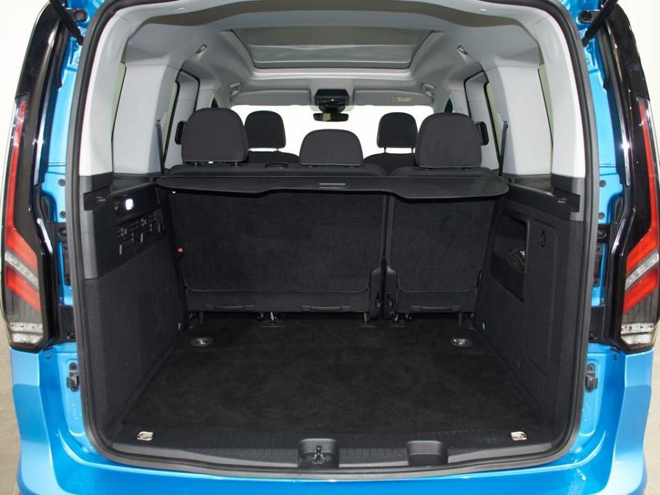 Ford Tourneo Connect NUEVA ACTIVE L1 2.0 TD 122cv EURO 6.2