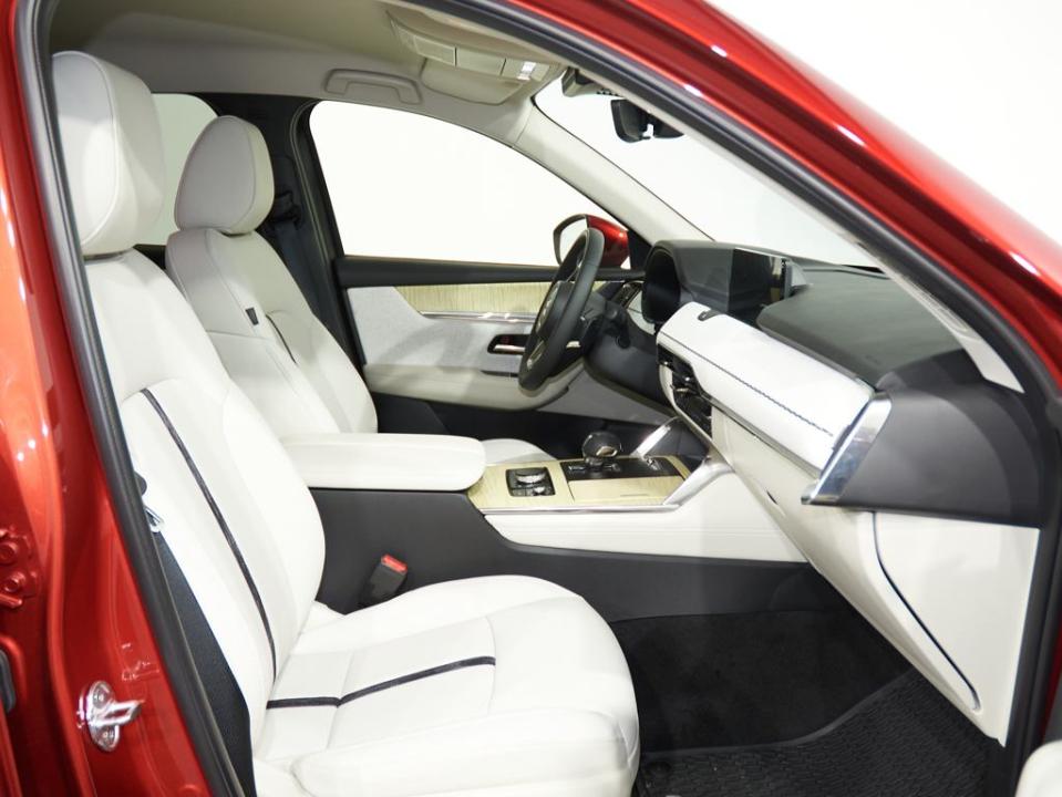 Mazda CX-60 E-SKYACTIV PHEV 241 KW (327 CV) 8AT AWD TAKUMI CONVENIENCE & SOUND PACK + COMFORT PACK