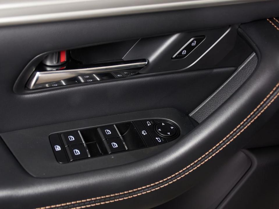 Mazda CX-80 3.3 E-SKYACTIV D MHEV 187 KW (254 CV) 8AT AWD HOMURA PLUS Captain Seat