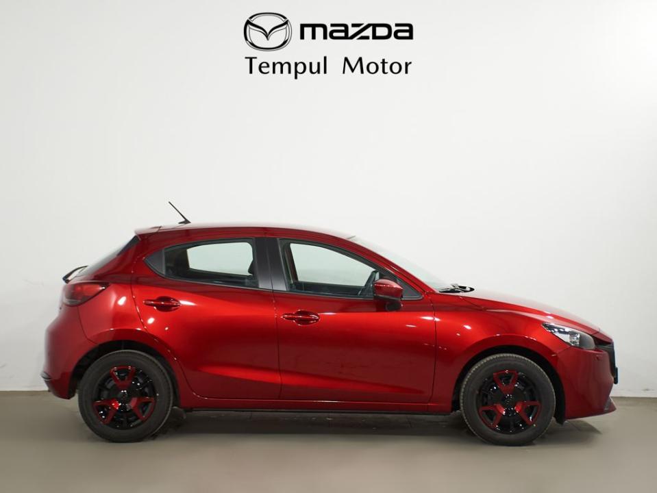 Mazda 2 2023 E-SKYACTIV G MHEV 66 KW (90 CV) MT 2WD  CENTER-LINE Convenience