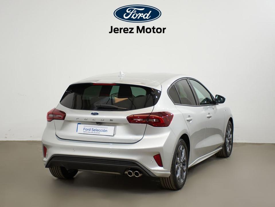 Ford Focus BERLINA ST-LINE X 1.0 EcoBoost MHEV 92KW (125CV) S6.2