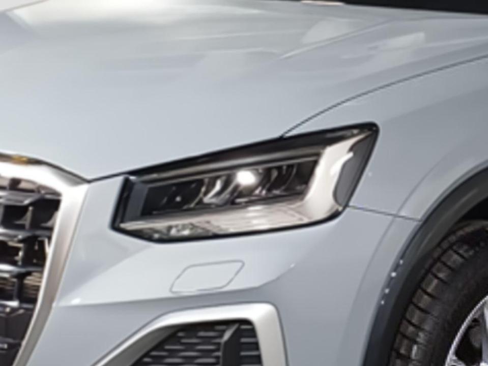 Audi Q2 Advanced 30 TFSI 85 kW (116 CV)