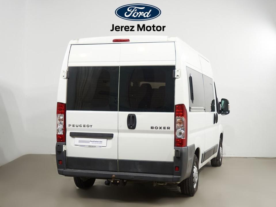 Peugeot Boxer Minibus 2.2HDI 333 L2H2 130