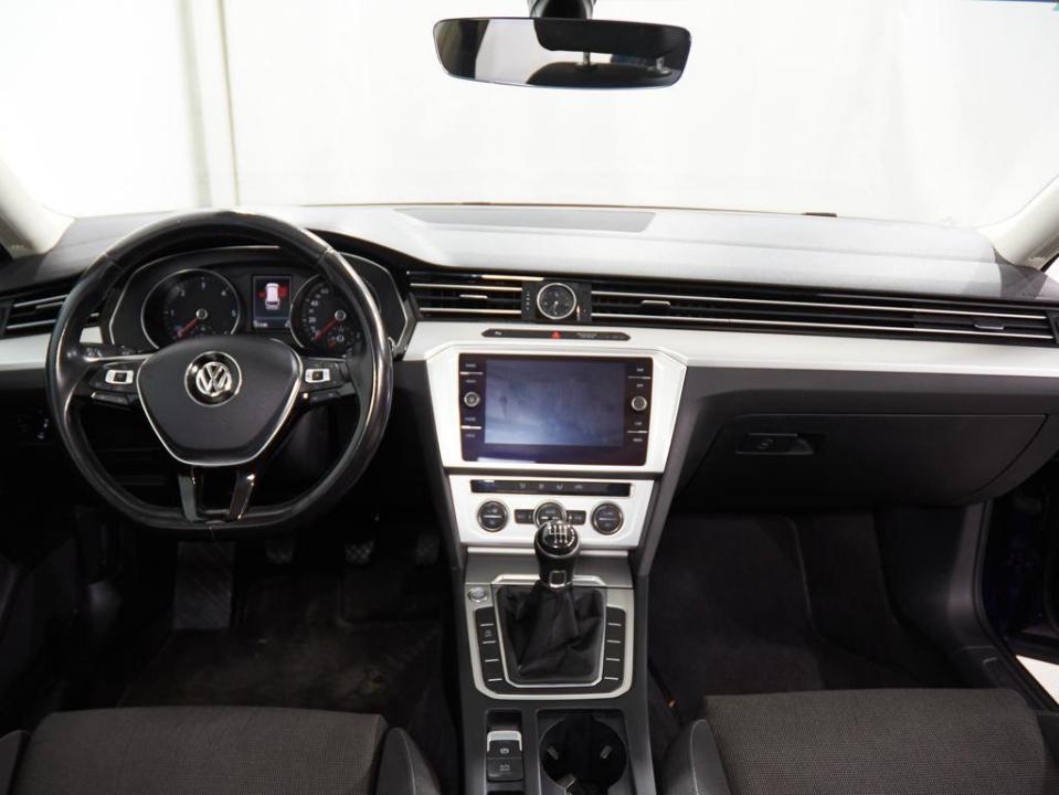 Volkswagen Passat Variant Advance 2.0 TDI 110 kW (150 CV)