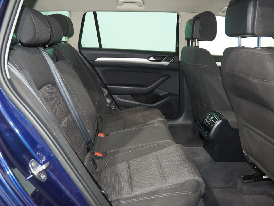 Volkswagen Passat Variant Advance 2.0 TDI 110 kW (150 CV)