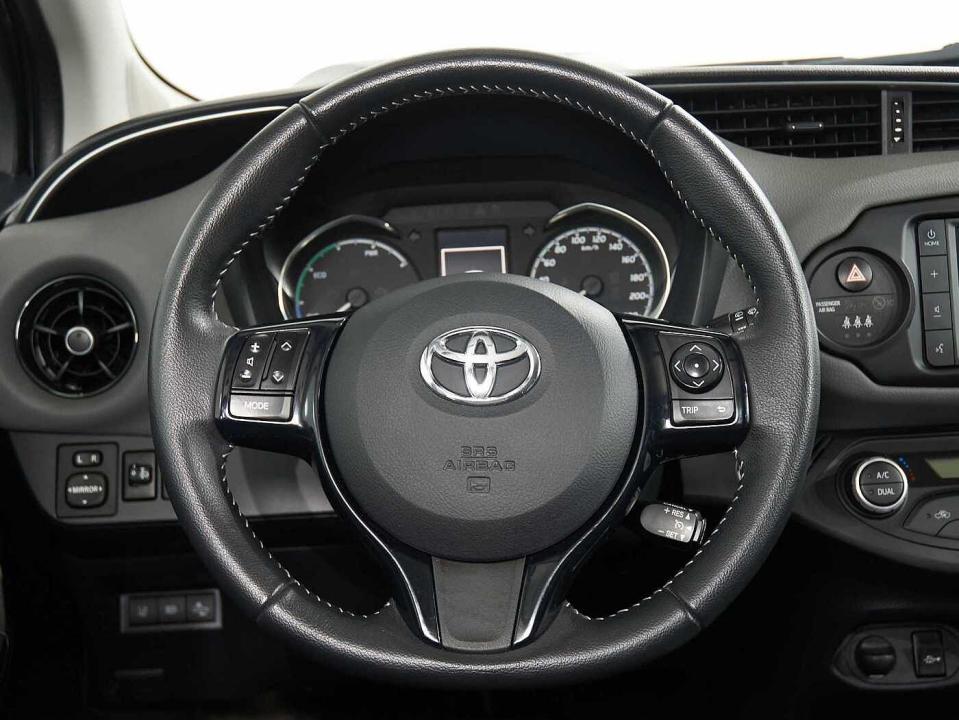 Toyota Yaris 100H 1.5 Feel!