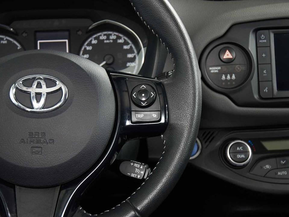 Toyota Yaris 100H 1.5 Feel!