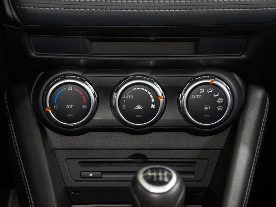 Mazda CX-3 2.0 Skyactiv-G Zenith 2WD 89kW