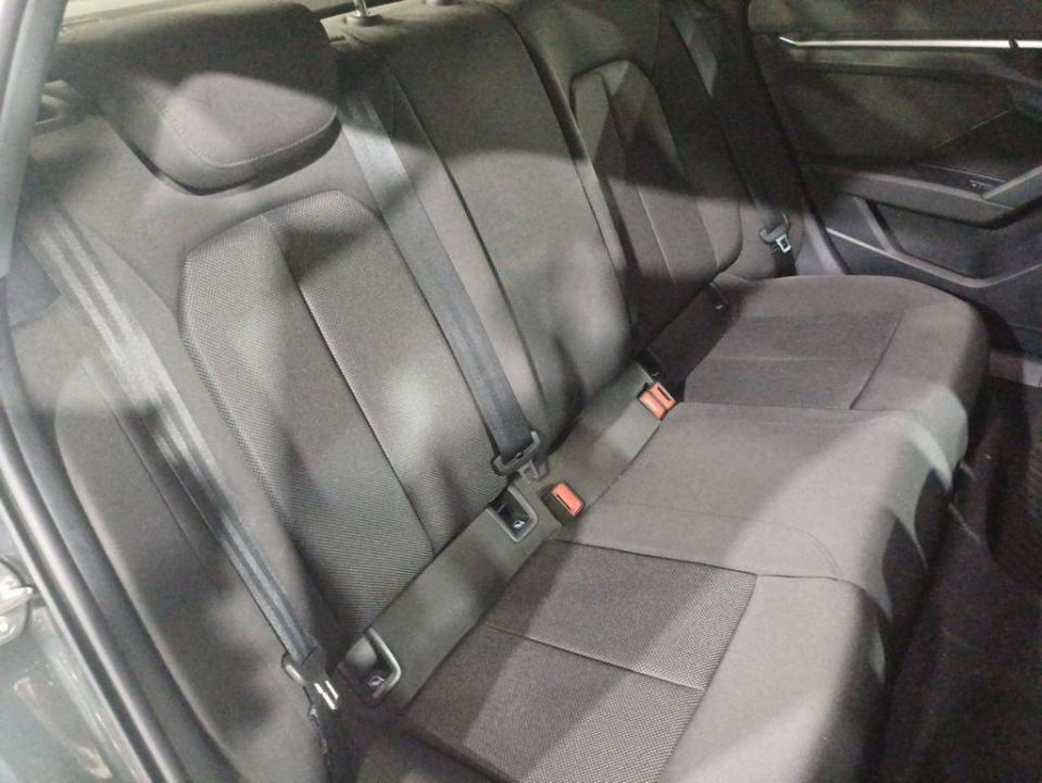 Audi A3 Sedan Advanced 30 TDI 85 kW (116 CV)