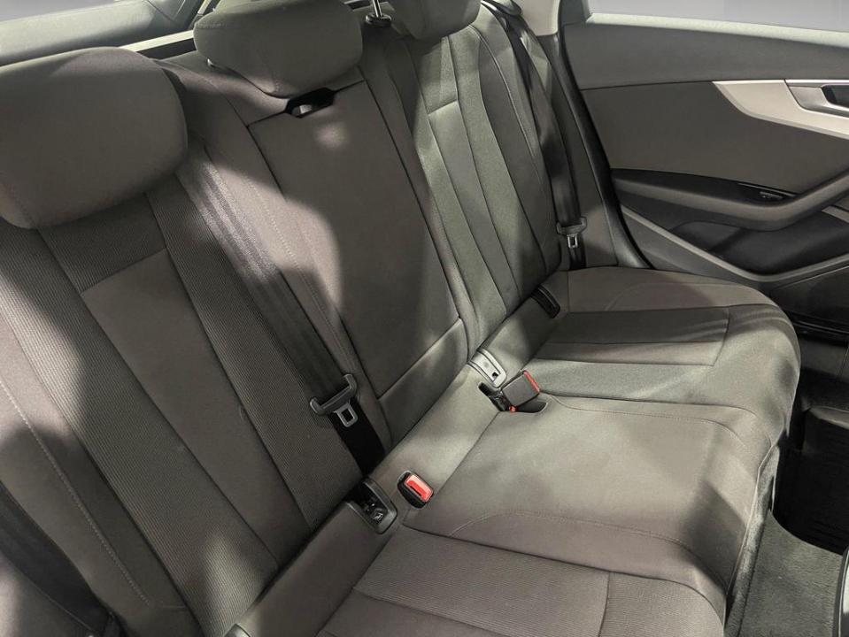 Audi A4 Avant Black line 35 TDI 120 kW (163 CV) S tronic