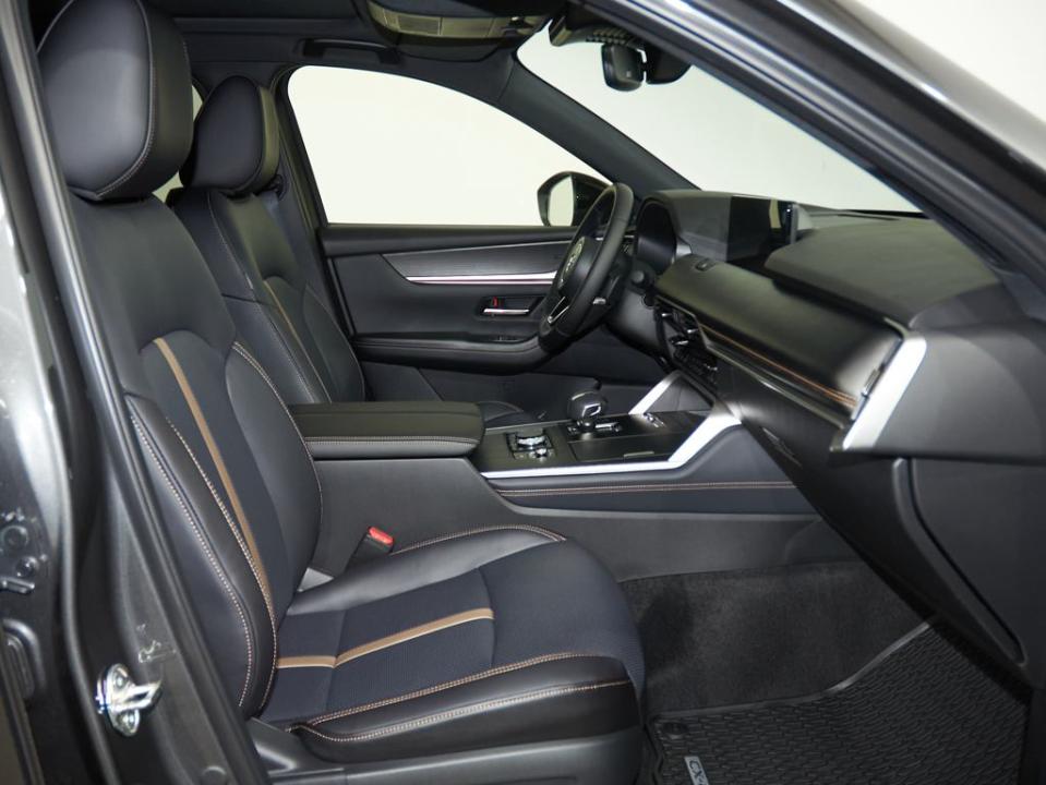 Mazda CX-60 2025 3.3L E-SKYACTIV D MHEV 147KW (200 CV) 8AT RWD HOMURA PLUS