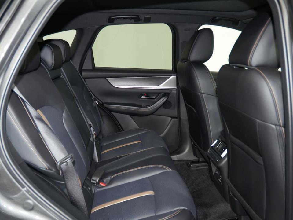Mazda CX-60 2025 3.3L E-SKYACTIV D MHEV 147KW (200 CV) 8AT RWD HOMURA PLUS