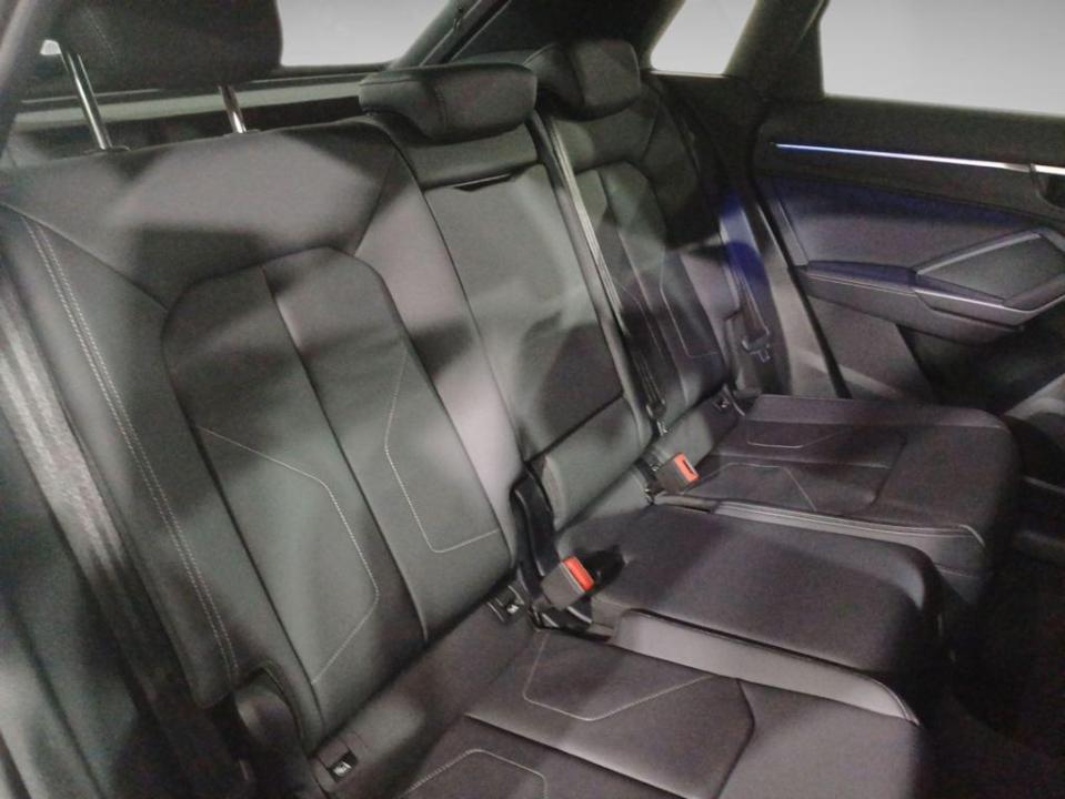 Audi Q3 Black line 35 TDI 110 kW (150 CV) S tronic