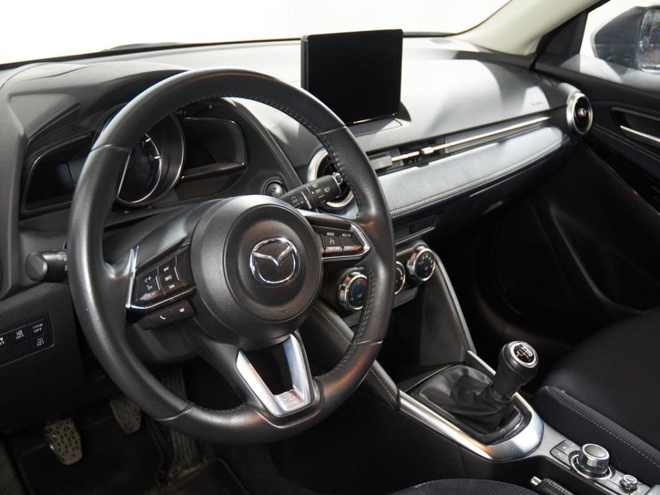 Mazda 2 (2022) E-SKYACTIV G 1.5 66 KW (90 CV) MT  ZENITH