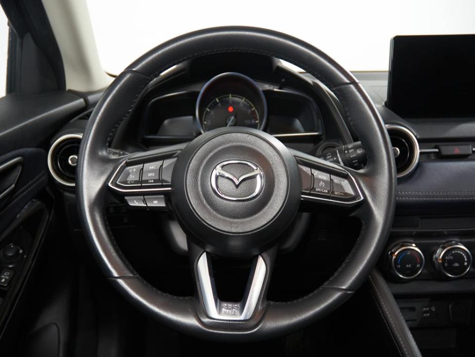 Mazda 2 (2022) E-SKYACTIV G 1.5 66 KW (90 CV) MT  ZENITH