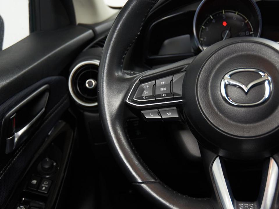 Mazda 2 (2022) E-SKYACTIV G 1.5 66 KW (90 CV) MT  ZENITH