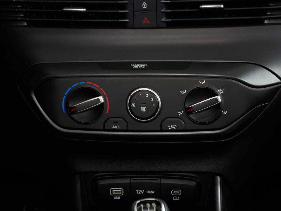 Hyundai Bayon 1.2 MPI Maxx 79cv