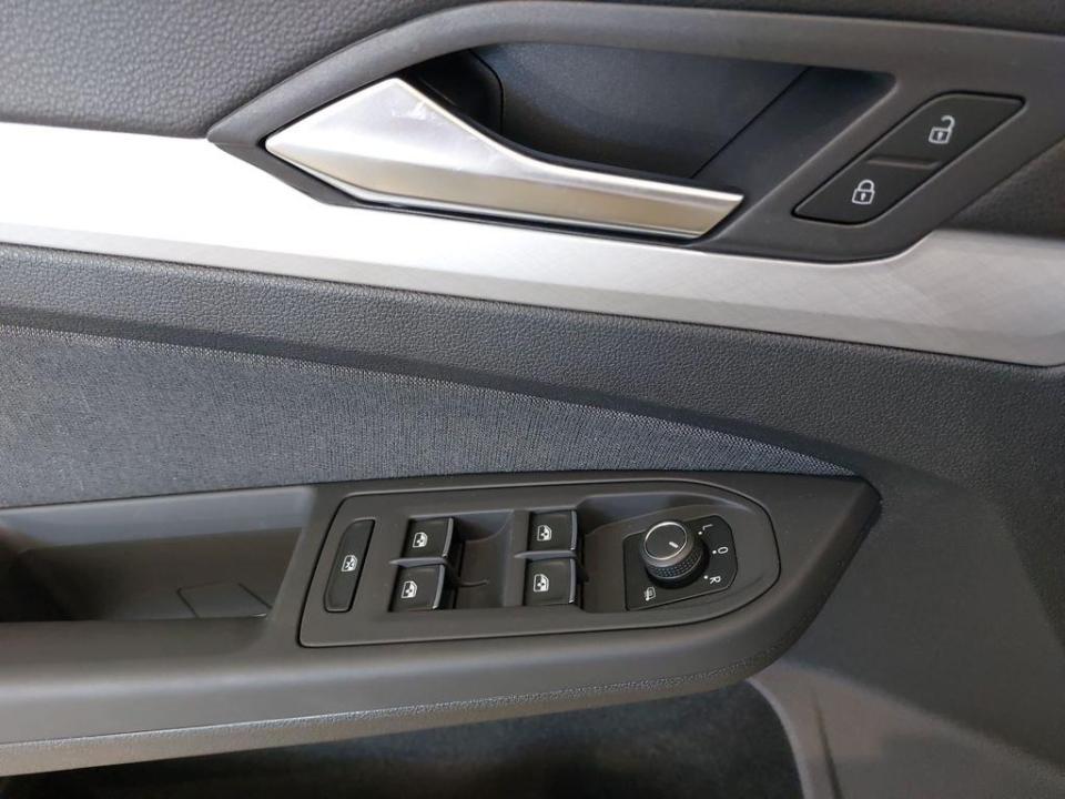 Volkswagen Golf Life 2.0 TDI 85 kW (115 CV)