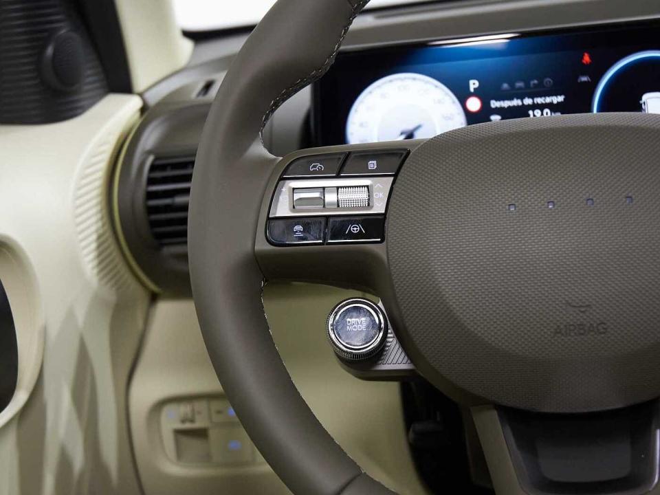 Hyundai Inster 49kWh Tecno 115