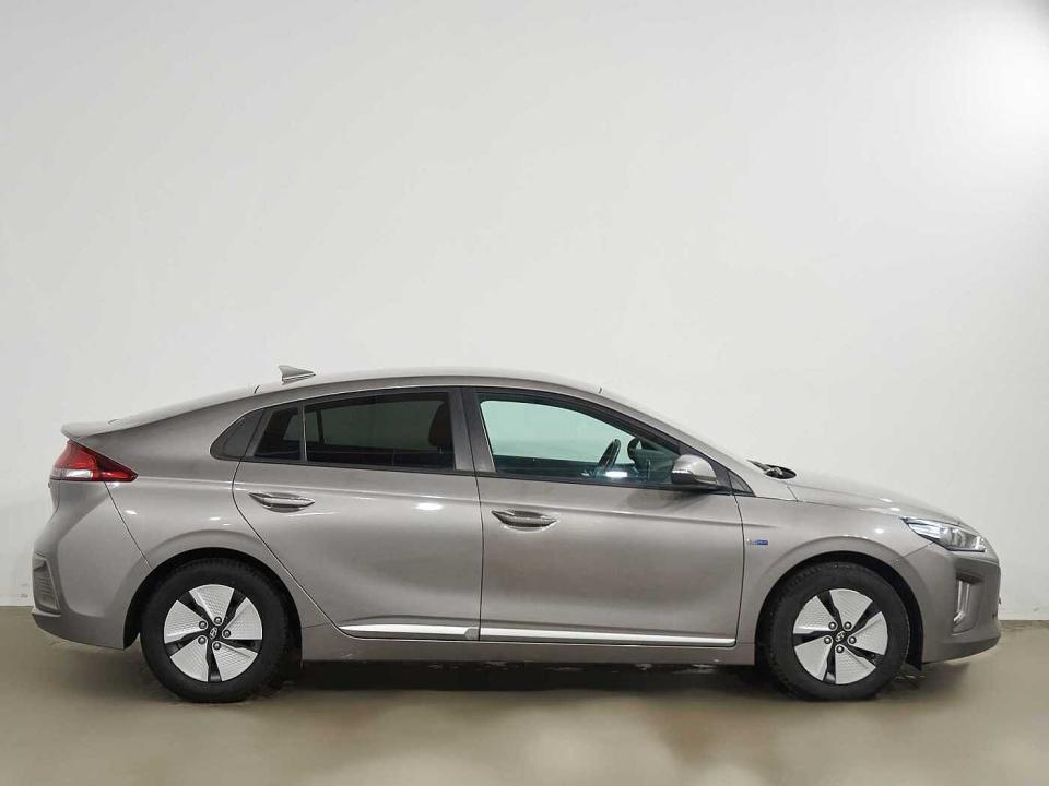 Hyundai IONIQ 1.6 GDI Klass