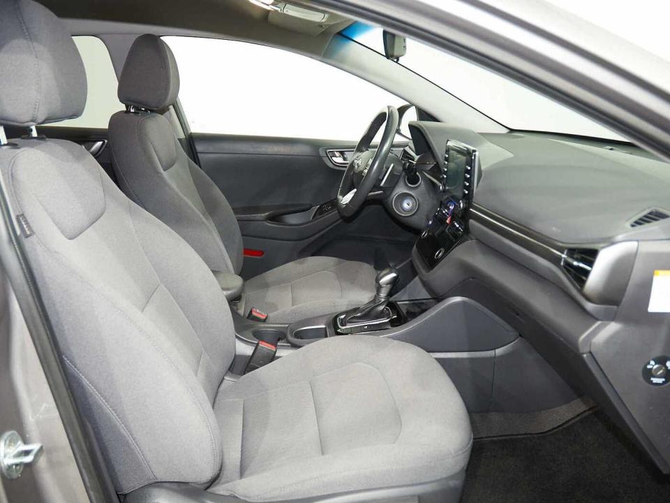 Hyundai IONIQ 1.6 GDI Klass