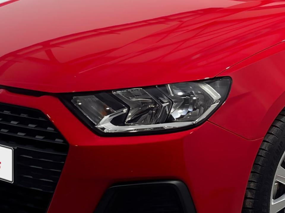 Audi A1 Sportback Advanced 25 TFSI 70 kW (95 CV)