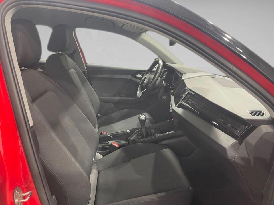Audi A1 Sportback Advanced 25 TFSI 70 kW (95 CV)