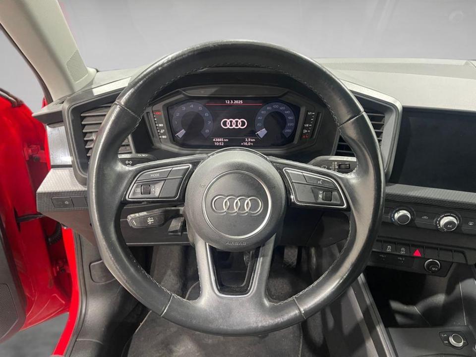 Audi A1 Sportback Advanced 25 TFSI 70 kW (95 CV)