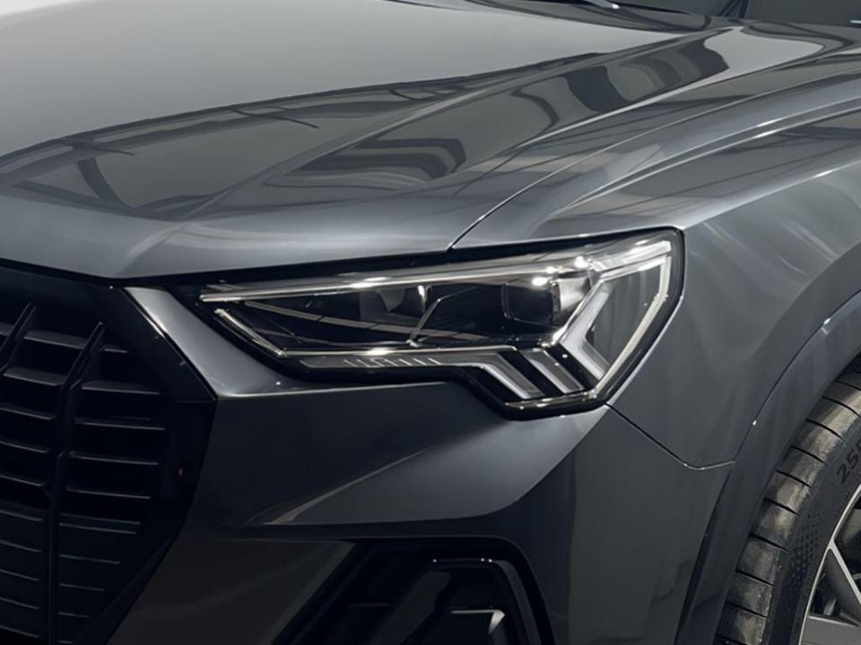 Audi Q3 Black line 35 TDI 110 kW (150 CV) S tronic