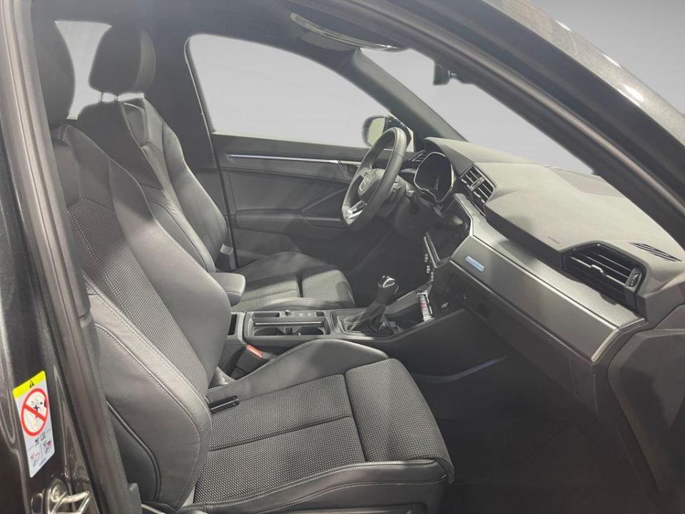 Audi Q3 Black line 35 TDI 110 kW (150 CV) S tronic