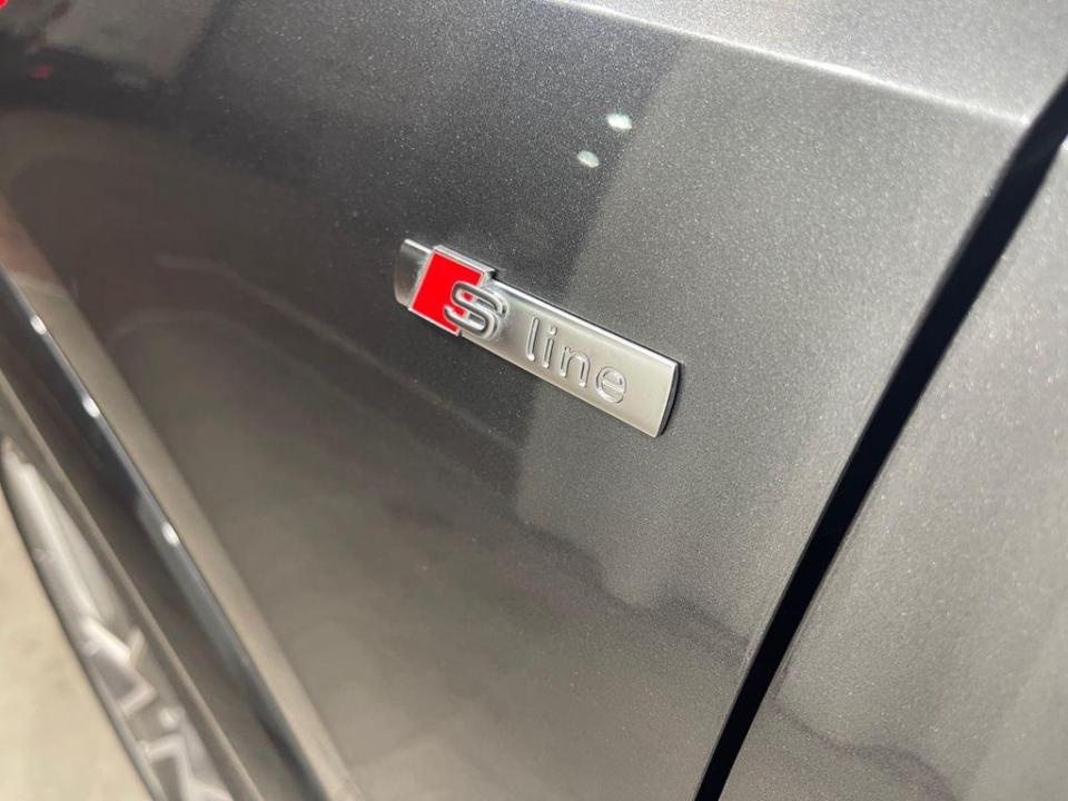 Audi Q3 Black line 35 TDI 110 kW (150 CV) S tronic