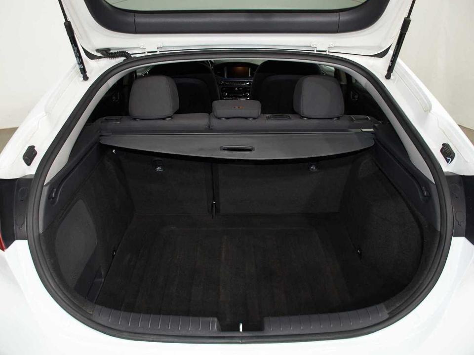 Hyundai IONIQ 1.6 GDI Klass