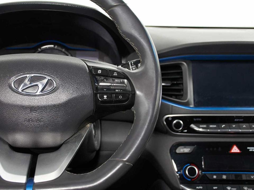 Hyundai IONIQ 1.6 GDI Klass