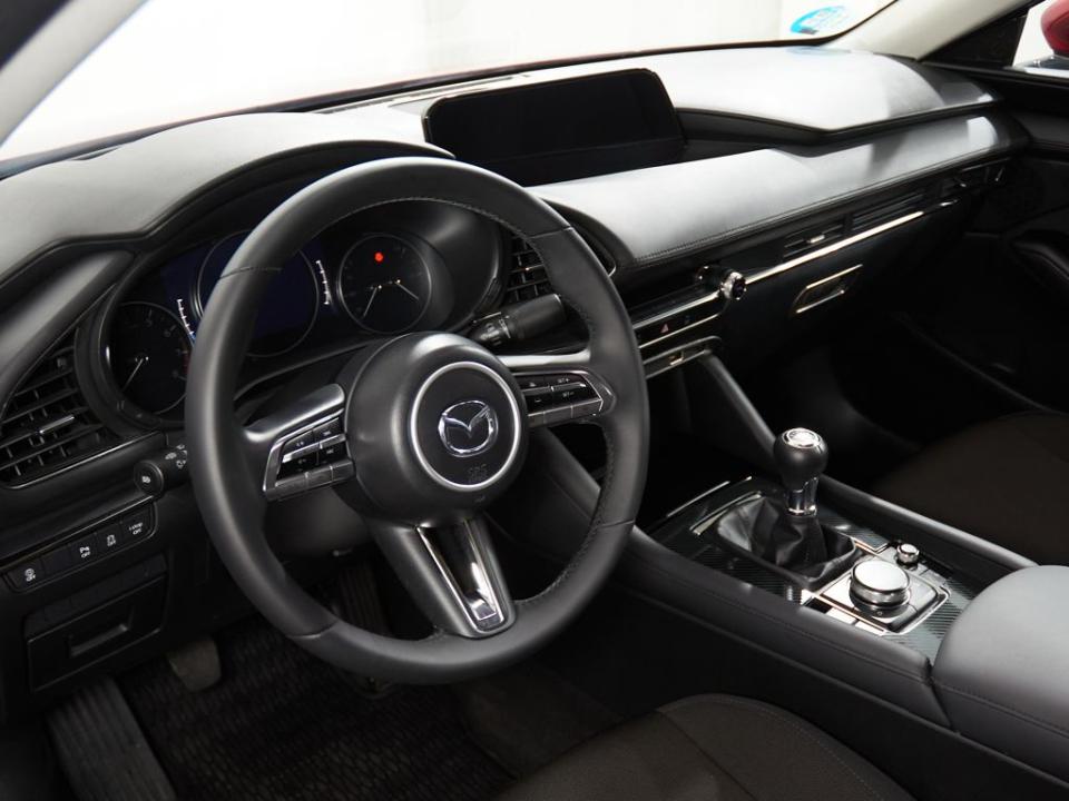 Mazda 3 Sedan 2.0 e-Skyactiv-X Evolution 132kW