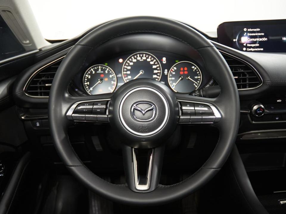 Mazda 3 Sedan 2.0 e-Skyactiv-X Evolution 132kW