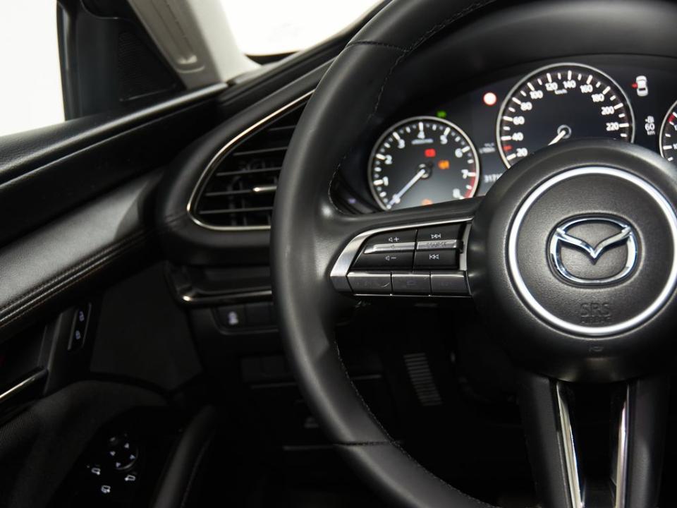 Mazda 3 Sedan 2.0 e-Skyactiv-X Evolution 132kW