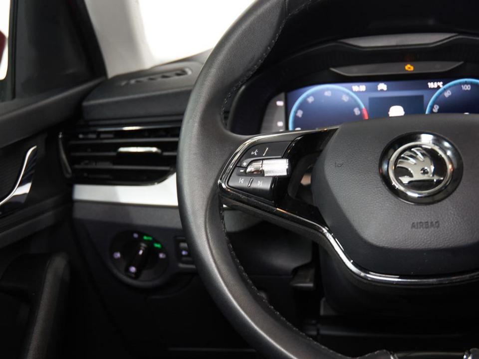 Skoda Kamiq 1.0 TSI Ambition 81 kW (110 CV)