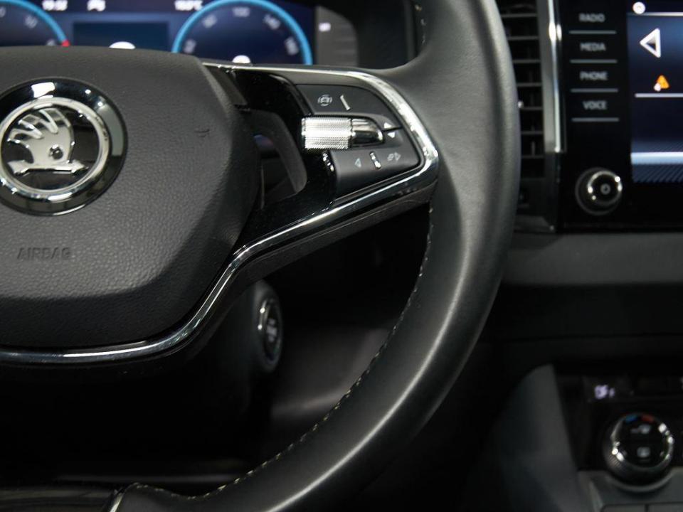 Skoda Karoq 1.0 TSI Ambition 81 kW (110 CV)