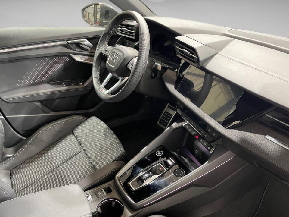 Audi A3 Sportback S line 35 TFSI 110 kW (150 CV) S tronic