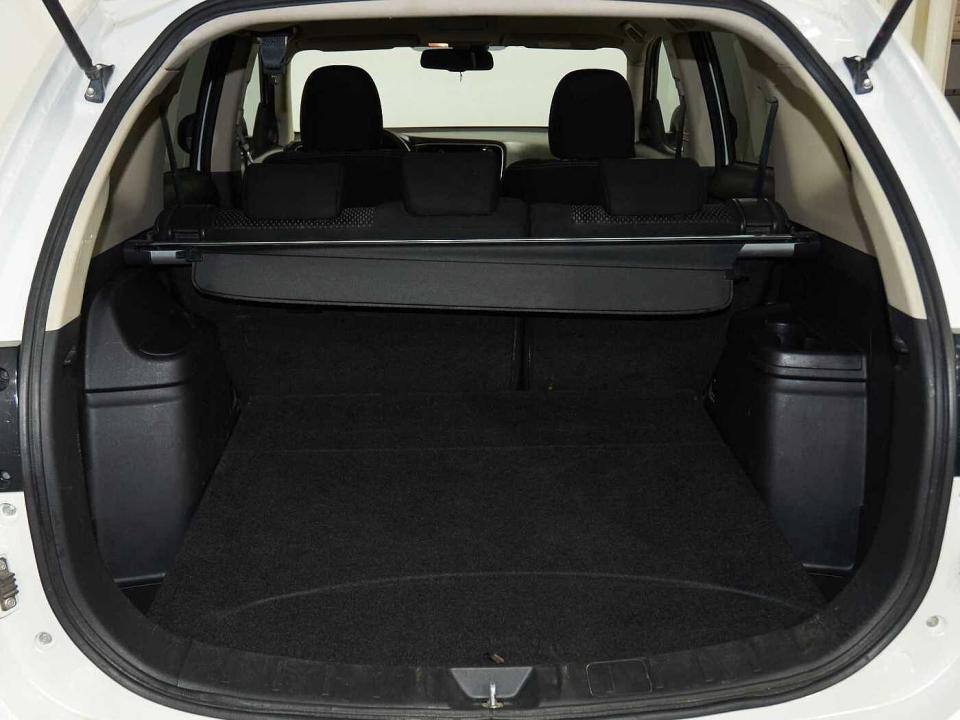 Mitsubishi Outlander 220DI-D Motion 2WD 5pl.